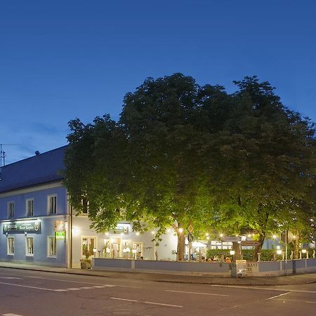 Hotel Blauer Karpfen Oberschleissheim Exterior photo